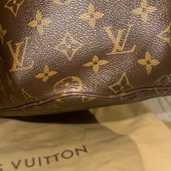 Louis Vuitton Brown Neverfull Tote Bag Iconic Monogram - Picture 6 of 16